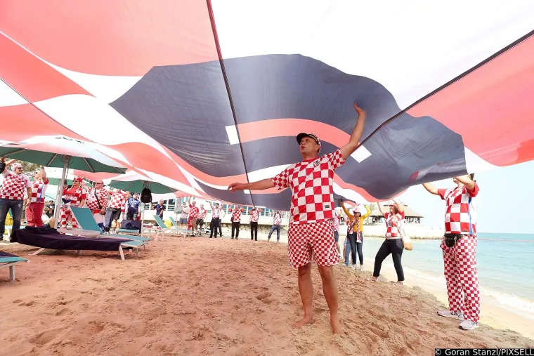 Navijači posljednji put izvukli najveću zastavu do sada, pogledajte tu gromadu