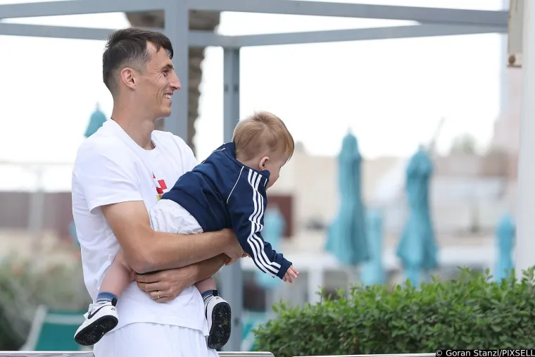 Supruga izbornika Dalića u Kataru je kako bi izrazila podr&scaron;ku, jedan Vatreni je sa sinovima