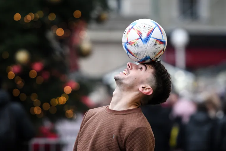 Rijeka, Osijek, Zagreb, Makarska. Hrvati unatoč hladnoći zajedno gledaju utakmicu