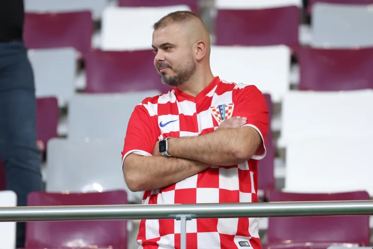 Ivana Knoll osvanula na tribinama u dosad neviđenom izdanju, ali imala je jaku konkurenciju: Kramarićeva supruga je prekrasna potpora