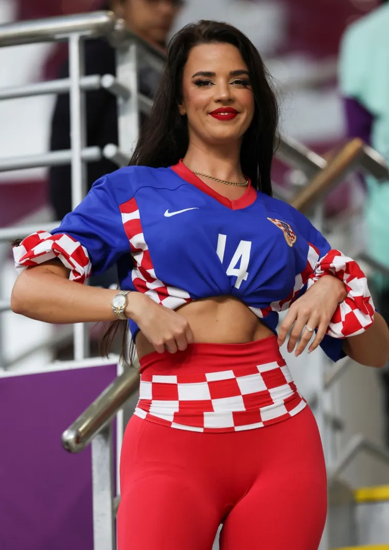 Ivana Knoll napravila show na tribinama: Ljudi nisu mogli doći k sebi kada su vidjeli &scaron;to izvodi sa stražnjicom