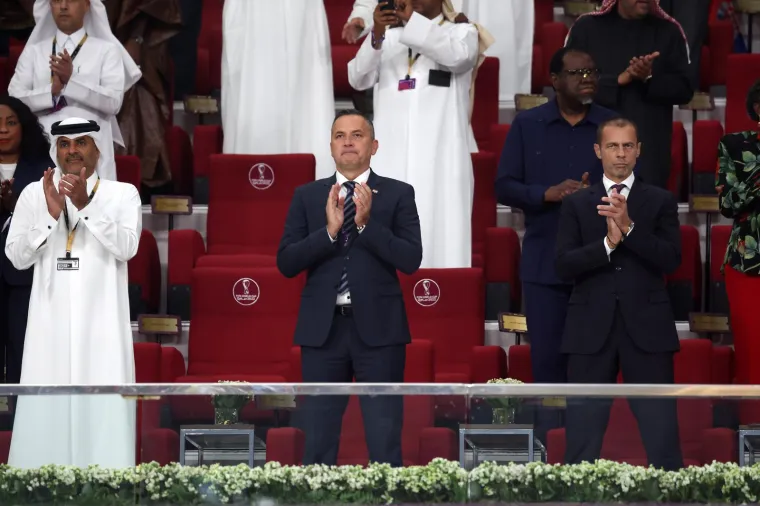 &Scaron;ef HNS-a pojavio se u svečanoj loži u dru&scaron;tvu velike face, a i nekada&scaron;nji 'sanaderovci' zauzeli su svoje pozicije