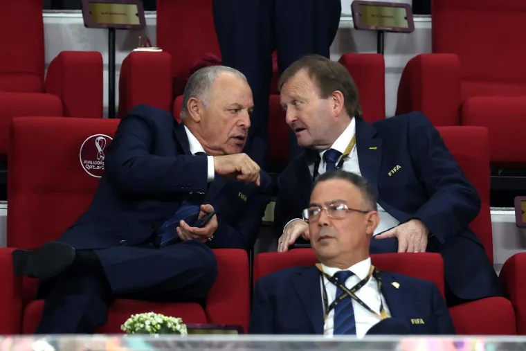 &Scaron;ef HNS-a pojavio se u svečanoj loži u dru&scaron;tvu velike face, a i nekada&scaron;nji 'sanaderovci' zauzeli su svoje pozicije