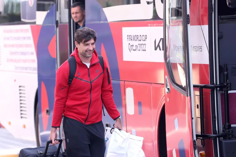 Rijetko kada ga vidimo vakvoga. Provjerite kako je izbornik Vatrenih Zlatko Dalić izgledao kada je napuštao hotel u Kataru