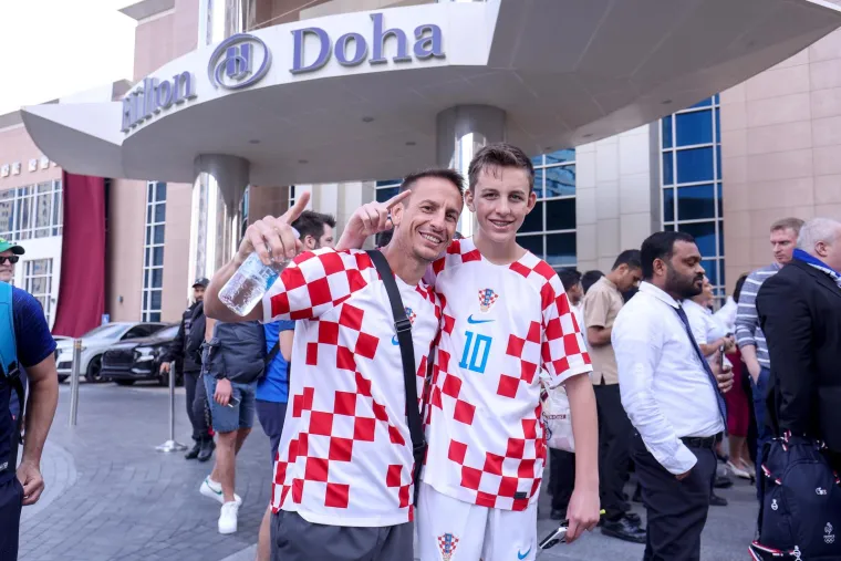 Rijetko kada ga vidimo vakvoga. Provjerite kako je izbornik Vatrenih Zlatko Dalić izgledao kada je napuštao hotel u Kataru