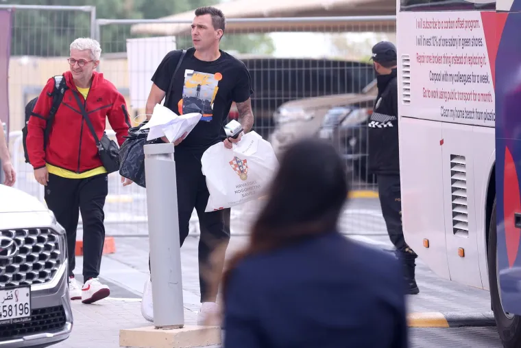 Rijetko kada ga vidimo vakvoga. Provjerite kako je izbornik Vatrenih Zlatko Dalić izgledao kada je napu&scaron;tao hotel u Kataru