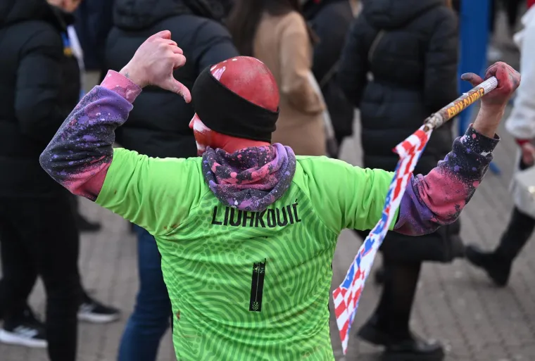 Doček Vatrenih: Navijači na Trgu bana Josipa Jelačića