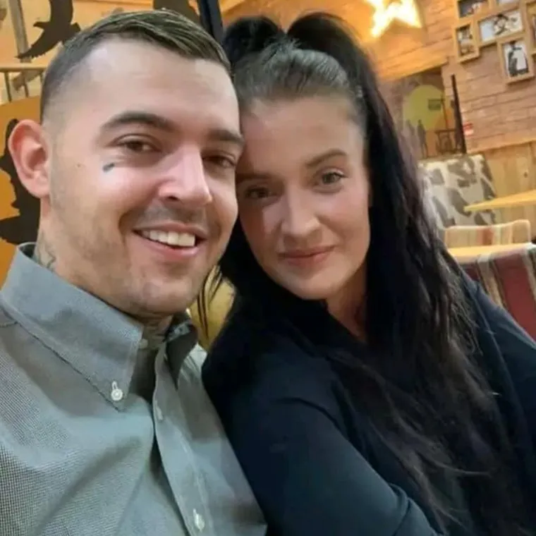 Tony je napustio Lornu i preselio se u unajmljenu kućicu s Karkadymom, no par se razišao u rujnu jer je Sofija navodno poticala pijane, nasilne tučnjave i bila ljubomorna na Garnettove kćeri.