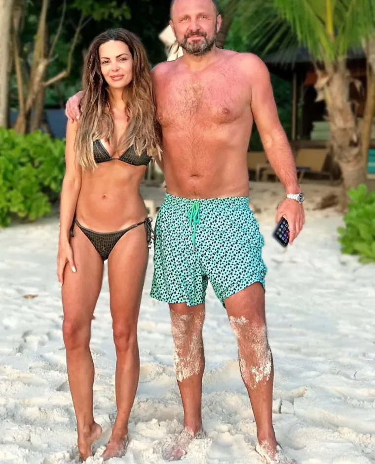 &quot;Krenula sam nedavno s treniranjem nakon dugo vremena. Imala sam pauzu nekih šest mjeseci, jednostavno nisam mogla. Eto, sad sam se vratila vježbanju i jako sam sretna jer me to drži onako s dobrom dozom serotonina i dopamina. To je uglavnom jedini režim koji prakticiram&quot;, rekla je Nikolina nedavno za Story.hr.