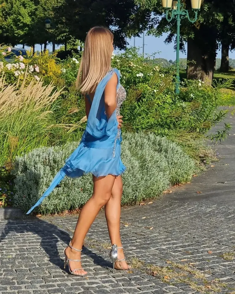 Tara Balent u haljini Matije Vuice koju je odabrala za maturalnu zabavu.