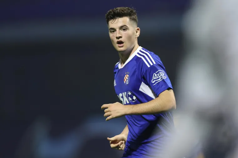 Martin Baturina novi je Dinamov igrač za budućnost. Svojim potezima već je zainteresirao europske velikane, a ako ovako nastavi mjesto na putu za sljedeće Svjetsko prvenstvo trebalo bi ga čekati.