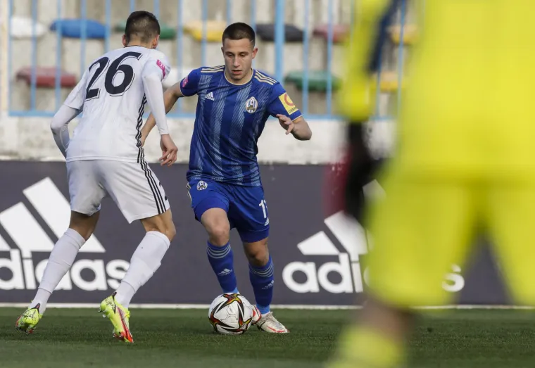 Lukas Kačavenda trenutno je ozlijeđen, no ako se vrati u formu  u kakvu je bio prije ozljede, Zlatko Dalić i budući izbornici neće smjeti ostati slijepi na njegove izvedbe.