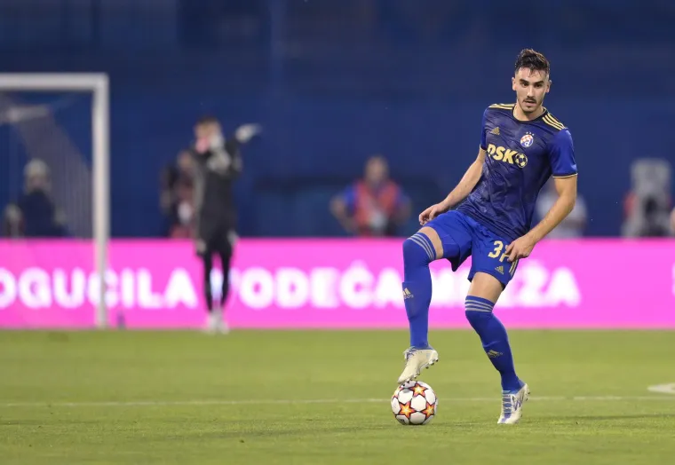 Josip &Scaron;utalo gleda se kao budućnost Dinama i hrvatske reprezentacije. U Utakmici za treće mjesto pokazao je mirnoću i sigurnost i zasigurno će stajati pored Jo&scaron;ka Gvardiola u narednim godinama.