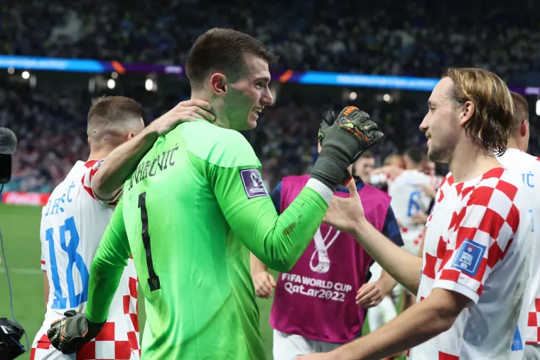 Dominik Livaković. Ne treba tro&scaron;iti puno riječi na ovog majstora. Jo&scaron; uvijek je mlad golman i duga i lijepa karijera je pred njim.