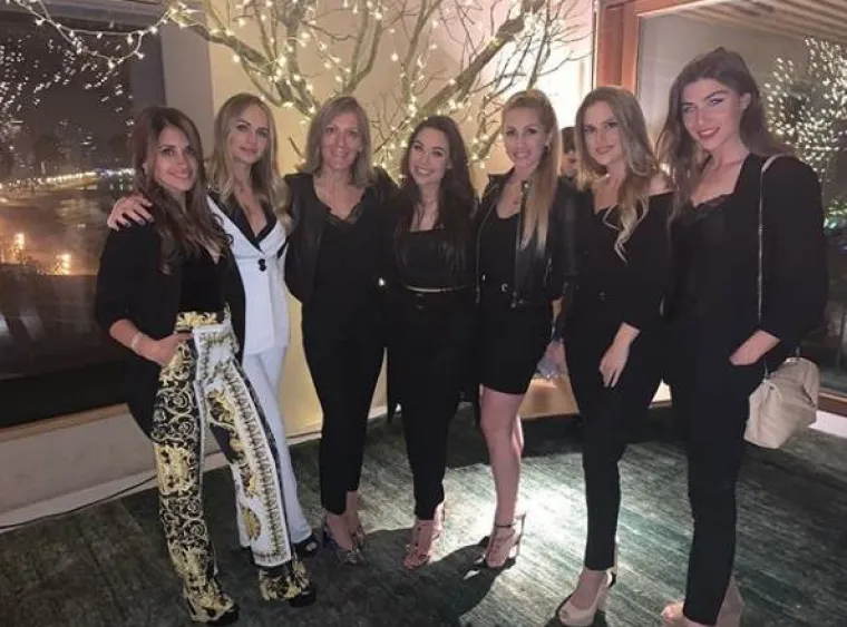 &quot;Piqué i Shakira su otišli, svađa je izbila do te mjere da je Antonela Shakiru zbog kritika u svojoj kući, ne lažem vam, izbacila iz WhatsApp grupe i zabranila joj ulazak u Barcelonino WAGS društvo&quot;, otkrila je.