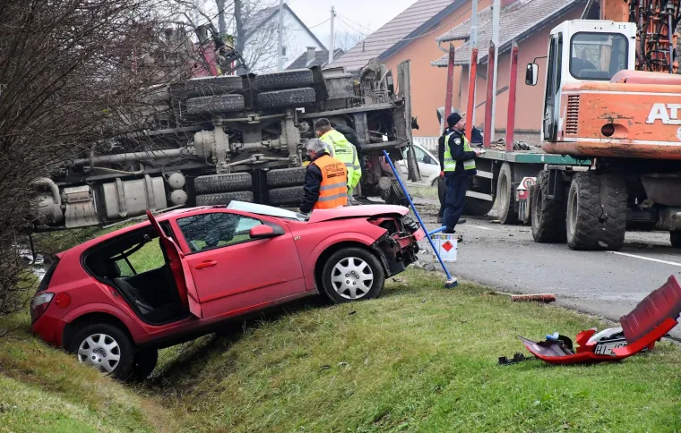 Stra&scaron;ni prozori nakon nesreće u Slavoniji: Sudar kamiona i tegljača