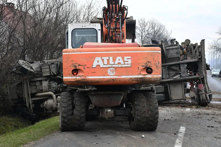 Stra&scaron;ni prozori nakon nesreće u Slavoniji: Sudar kamiona i tegljača