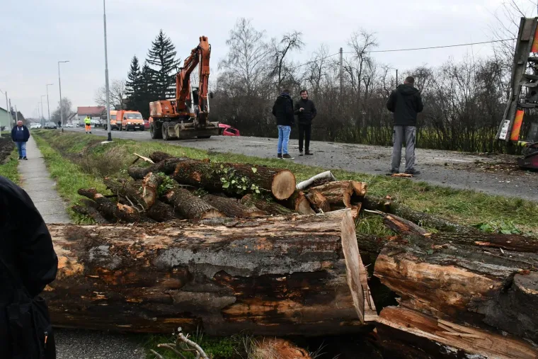 Stra&scaron;ni prozori nakon nesreće u Slavoniji: Sudar kamiona i tegljača