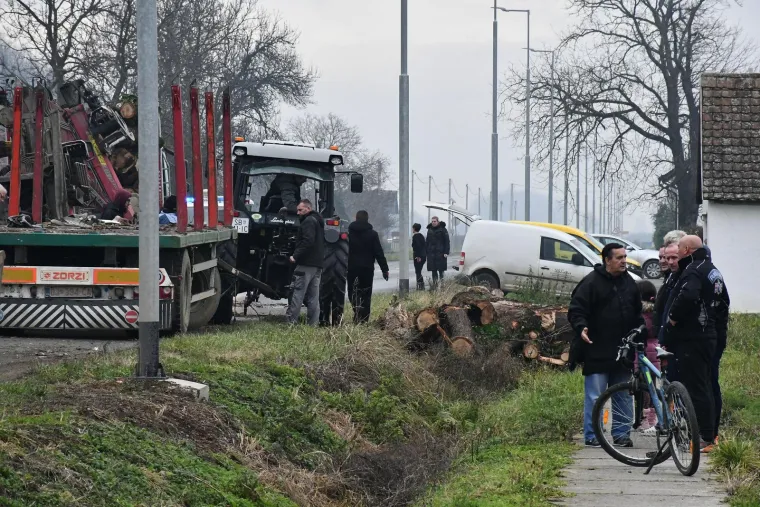 Stra&scaron;ni prozori nakon nesreće u Slavoniji: Sudar kamiona i tegljača