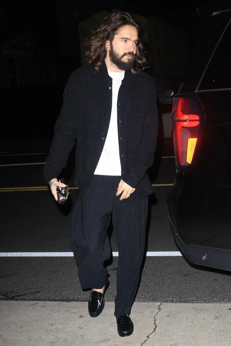 Uz 16 godina mlađeg supruga Heidi Klum je i doslovno - procvjetala: S ovakvim dekolteom do pupka nije pro&scaron;la 'ispod radara'