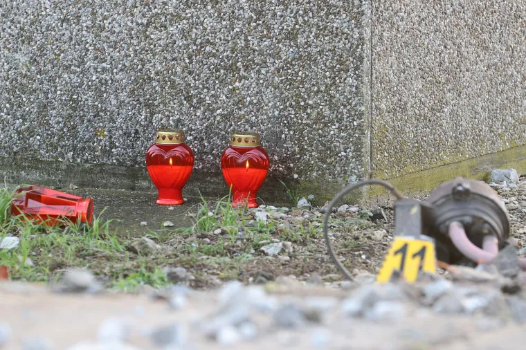 Vlak kod Dugog Sela naletio na auto, vozač je poginuo: Pogledajte scene s mjesta tragedije