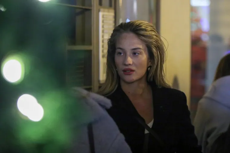 Zanosna Izabel Kovačić sama prošetala zagrebačkom špicom i pokazala zašto je prirodno najljepše