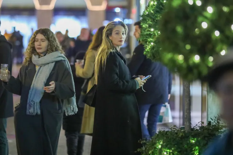 Zanosna Izabel Kovačić sama prošetala zagrebačkom špicom i pokazala zašto je prirodno najljepše
