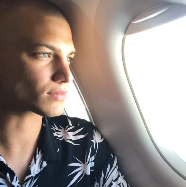 Posljednjih nekoliko godina Patrik je živio na relaciji Zagreb - Los Angeles, nakon &scaron;to ga je zapazila jedna od najjačih svjetskih modnih agencija, Two Model Management. Nedugo nakon toga, potpisao je i ugovor s prestižnom agencijom IMG Models sa sjedi&scaron;tem u Los Angelesu.