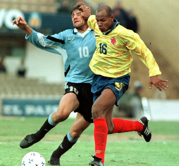 Preminuo nogometaš kojeg je Zidane smatrao najtalentiranijim: Uništili ga alkohol, kocka i žene; 'Imam 39 godina, a pijem već 30 godina'