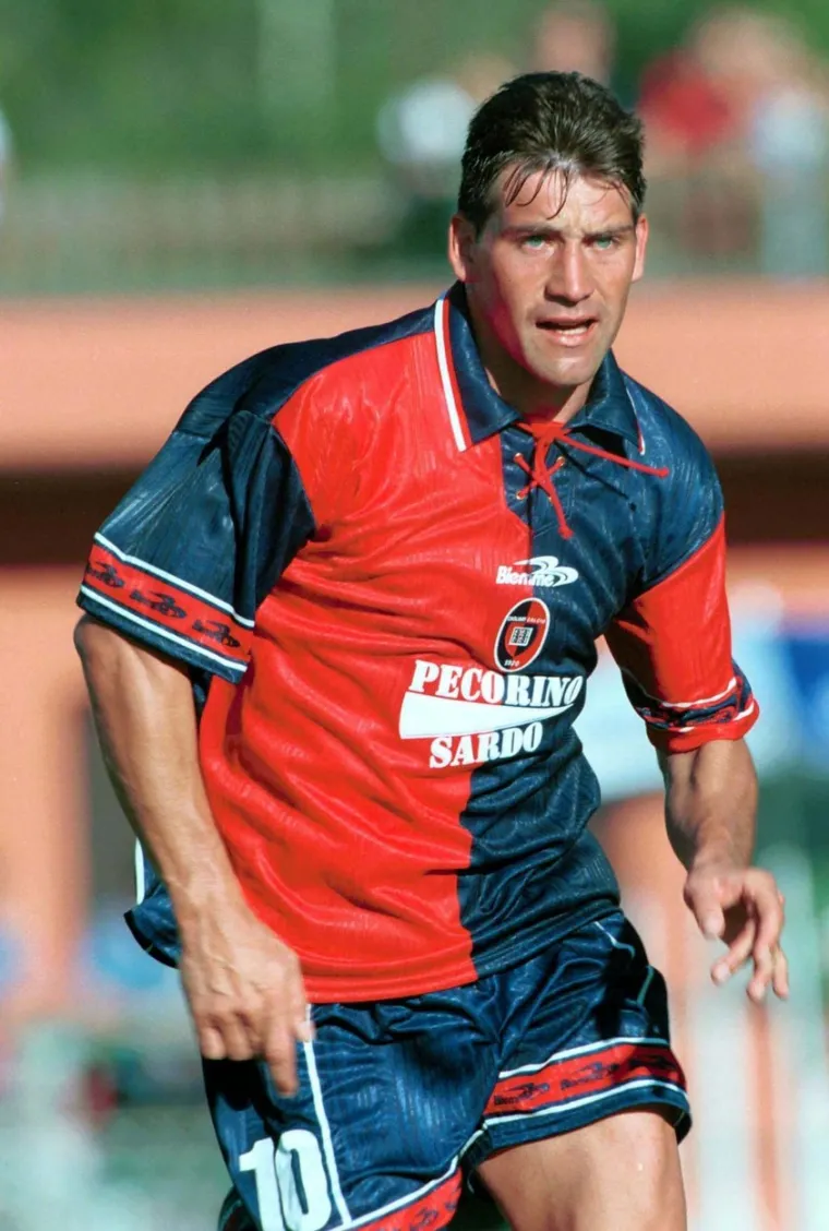 Preminuo nogometa&scaron; kojeg je Zidane smatrao najtalentiranijim: Uni&scaron;tili ga alkohol, kocka i žene; 'Imam 39 godina, a pijem već 30 godina'