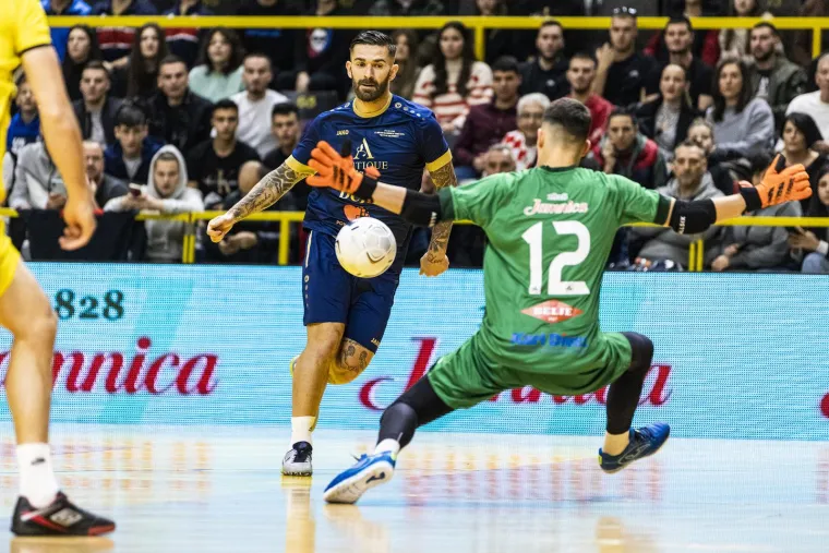 Marko Livaja glavna zvijezda turnira Četiri kafića: Proma&scaron;io penal ali u&scaron;ao u finale