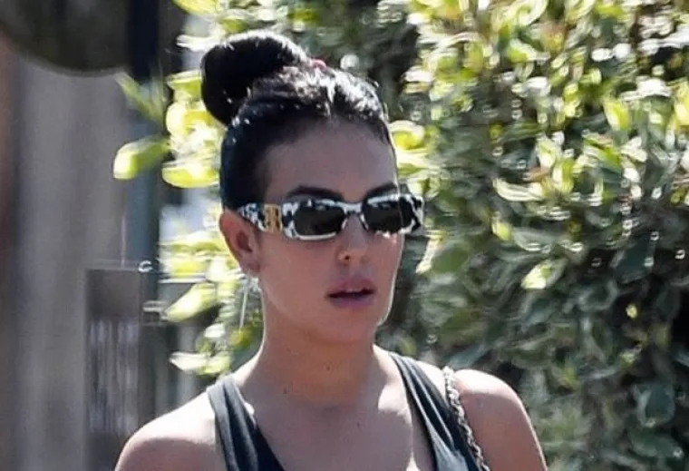 Georgina provocira na Instagramu kao u filmovima za odrasle: 'Ma tko je to bio dobar ove godine?'