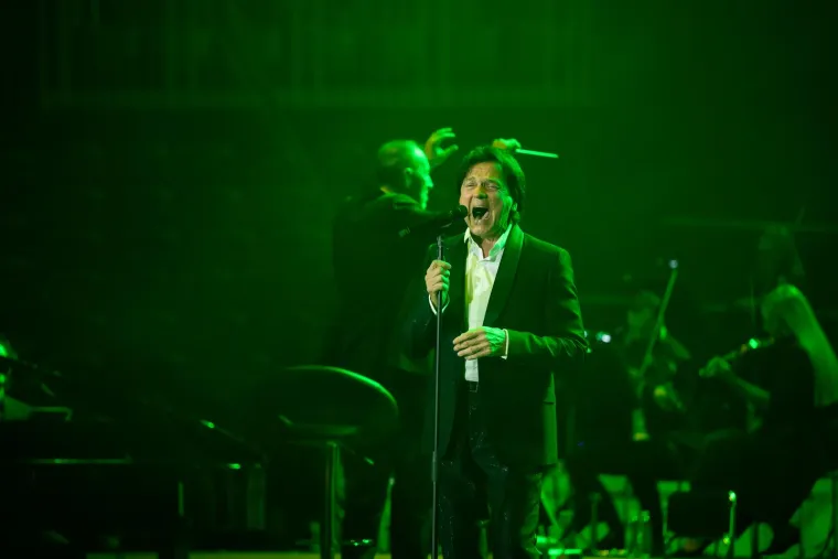 Zdravko Čolić održao spektakularan koncert u Areni Zagreb: Pogledajte prizore od kojih zastaje srce