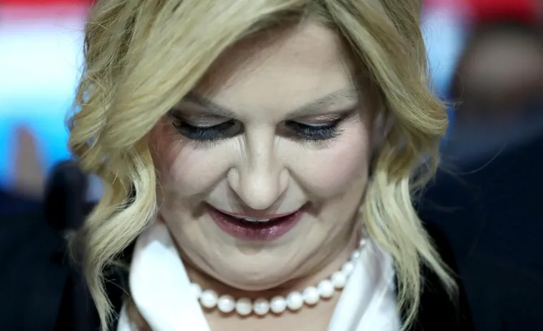 Ovo je Kolinda danas, a sjećate li se kako je izgledala u doba kad se nije odvajala od Sanadera? Mnogi će se iznenaditi