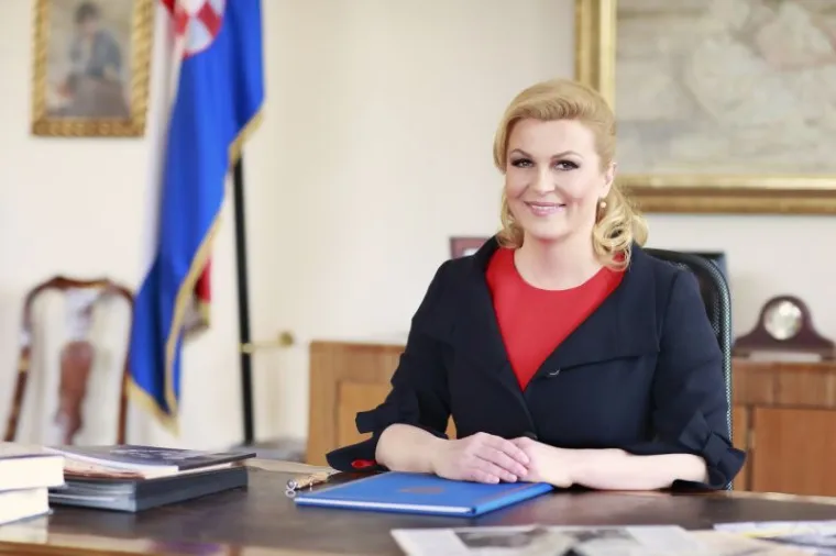 Ovo je Kolinda danas, a sjećate li se kako je izgledala u doba kad se nije odvajala od Sanadera? Mnogi će se iznenaditi