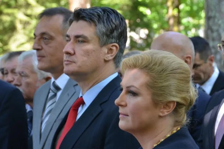 Ovo je Kolinda danas, a sjećate li se kako je izgledala u doba kad se nije odvajala od Sanadera? Mnogi će se iznenaditi
