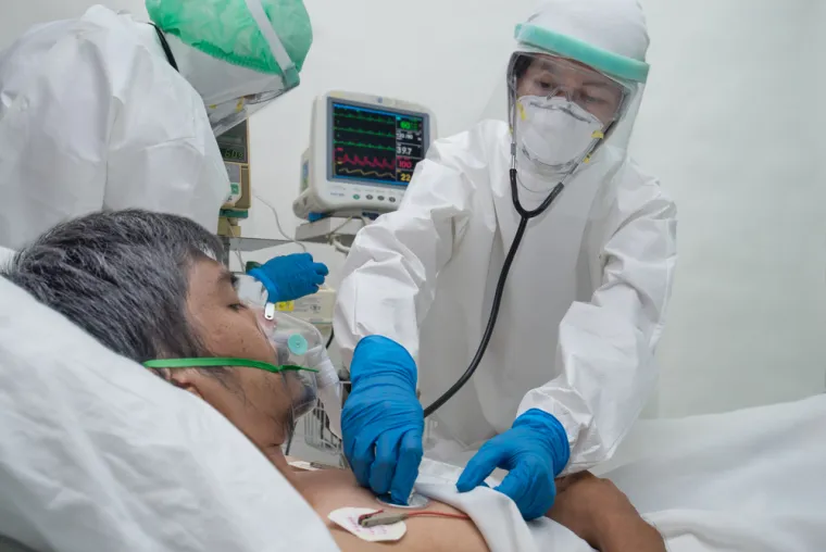 &quot;Porast oboljelih od covida u Kini povezuje se s činjenicom da je ukinut teški lockdown i da ljudi nisu bili prokuženi jer su stalno na snazi bile teške epidemiološke mjere, a i cijepili su se kineskim cjepivom koje se pokazalo manje efikasnim od cjepiva kojim smo se mi cijepili&quot;, dodala je Pavić Šimetin.
