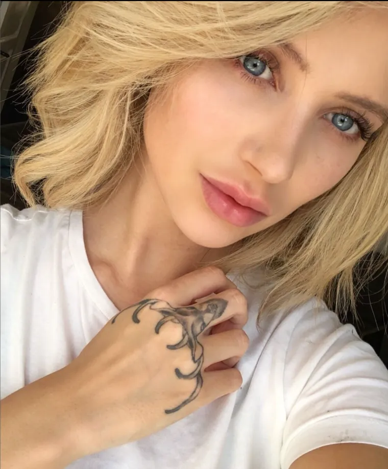 Najzgodnija političarka na svijetu ima Instagram krcat vrućim fotografijama: Ni u Playboyu nisu ostali ravnodu&scaron;ni kad su ih vidjeli