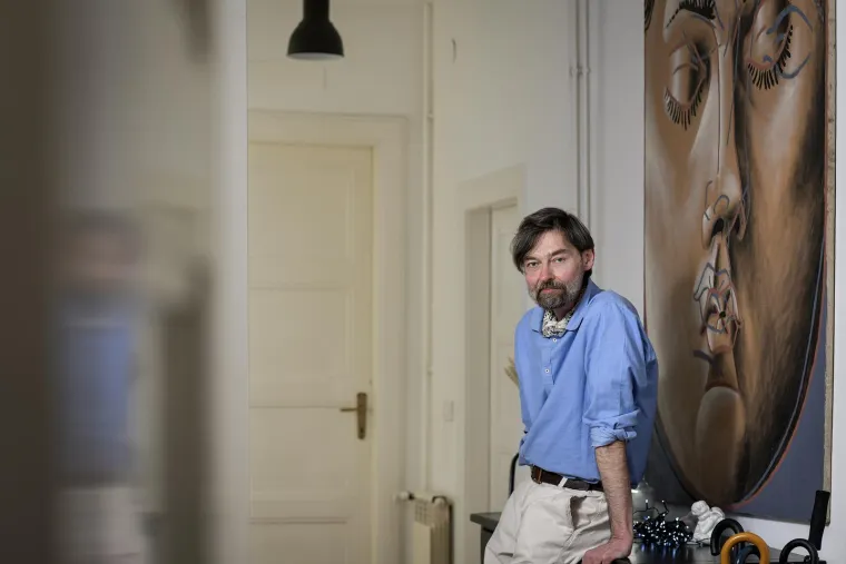 Lukas Nola preminuo je 29. listopada u 59. godini nakon duge i teške bolesti. 
