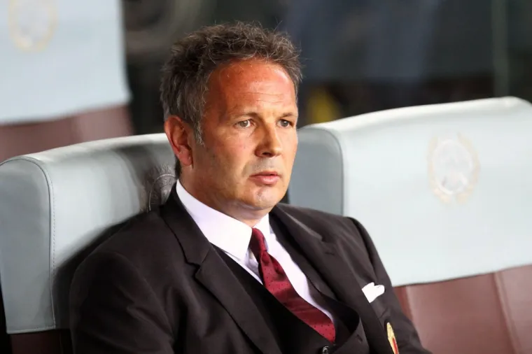  Bivši nogometaš Siniša Mihajlović preminuo je 16. prosinca u 53. godini u rimskoj bolnici. 