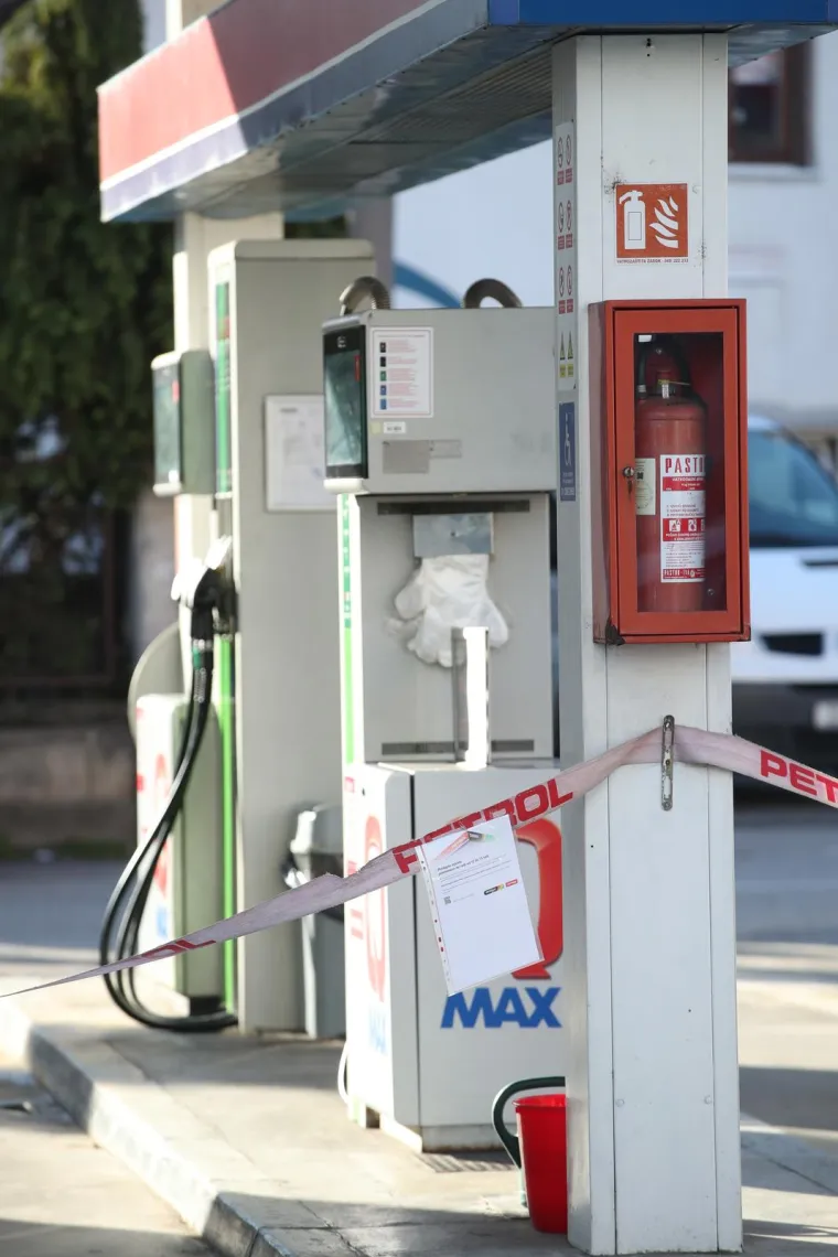 Petrol i Crodux u znak prosvjeda zatvorili pumpe na sat vremena: 'Odlučili smo se na ovaj potez da zaštitimo 2173 radna mjesta'