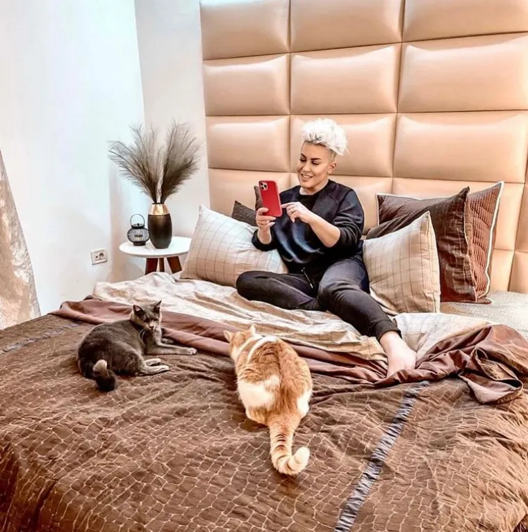 Indira je priznala da nije sve dizajnirala: "Ne&scaron;to je i kupljeno, ali sam zato apartmane na moru u potpunosti dizajnirala i opremila namje&scaron;tajem koji potpisujem."