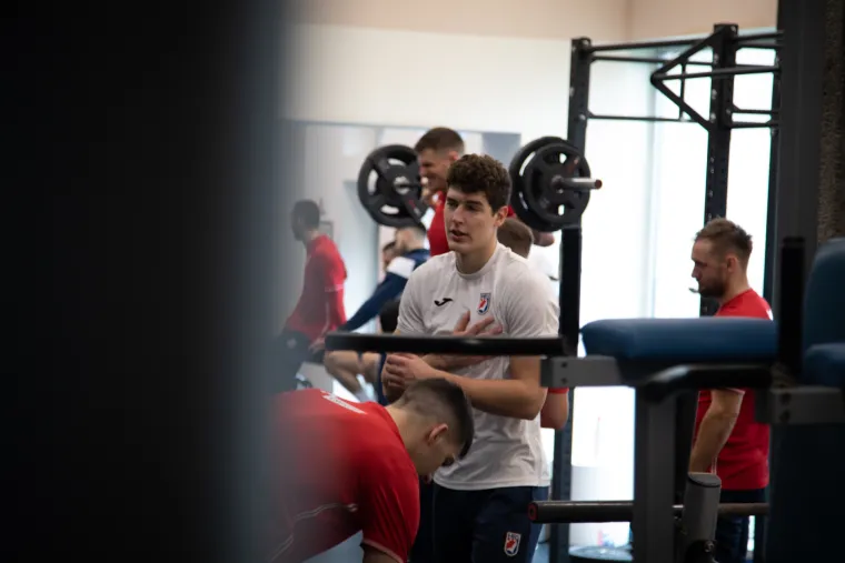 Ekskluzivne fotografije prvog treninga Kauboja: Bez Duvnjaka i Horvata, sve nadzirao Lino Červar