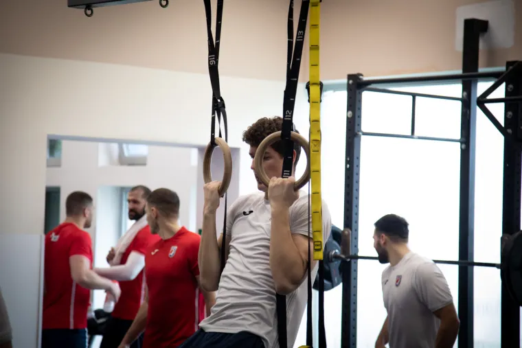 Ekskluzivne fotografije prvog treninga Kauboja: Bez Duvnjaka i Horvata, sve nadzirao Lino Červar