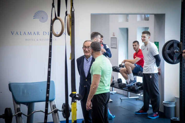 Ekskluzivne fotografije prvog treninga Kauboja: Bez Duvnjaka i Horvata, sve nadzirao Lino Červar