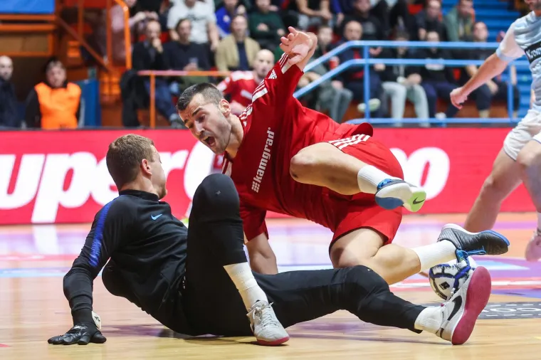 Imali dva gola razlike pa 30 sekundi prije kraja primili autogol za izjednačenje, a onda ispali na penale