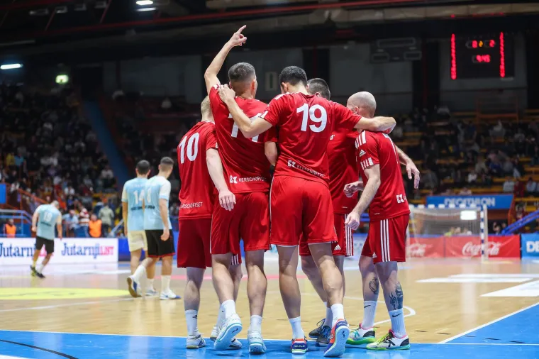 Imali dva gola razlike pa 30 sekundi prije kraja primili autogol za izjednačenje, a onda ispali na penale