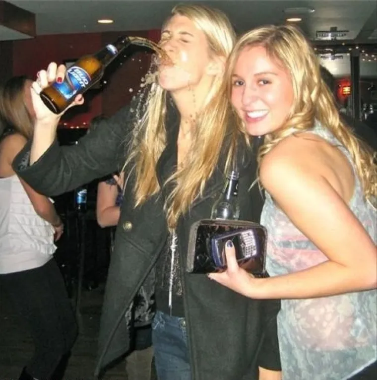 Gdje čekati Novu? Samo neka je &scaron;to dalje od njih! i danas u klubovima prepričavaju &scaron;to su izveli u suradnji s alkoholom