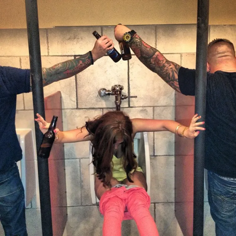 Gdje čekati Novu? Samo neka je &scaron;to dalje od njih! i danas u klubovima prepričavaju &scaron;to su izveli u suradnji s alkoholom