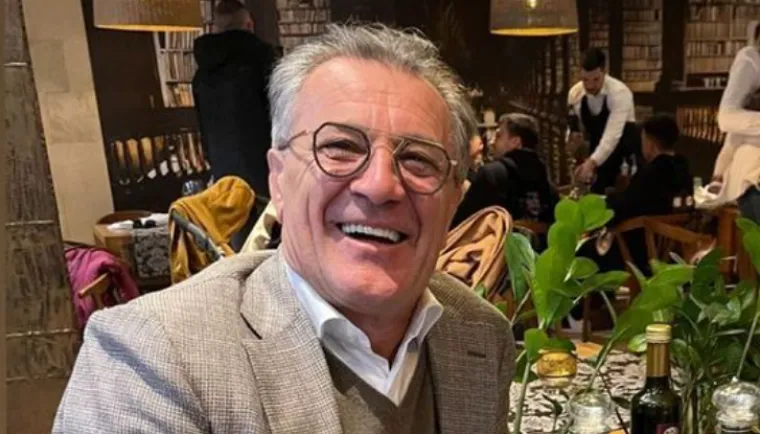 Kamere uhvatile Krešimira Antolića na Kutiji šibica: Evo s kim je bio u društvu dok 'zvjerinjak' sam sebe jede; 'Htio je postati Zdravko Mamić, a ovaj to nije htio dopustiti'